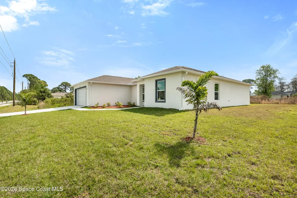 990 Tolson Street SE Palm Bay, FL 32909