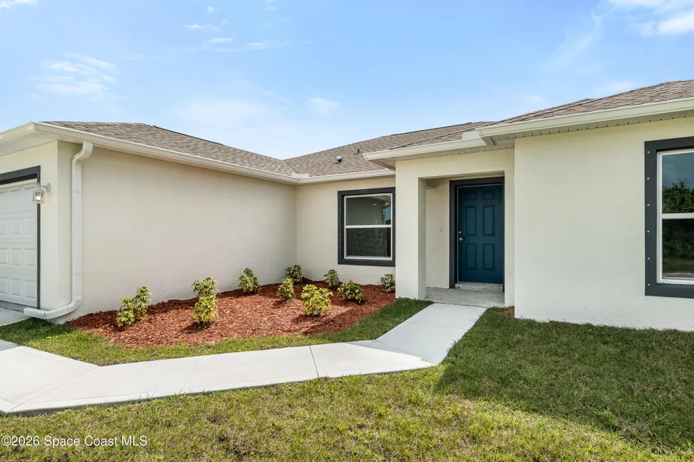 990 Tolson Street SE Palm Bay, FL 32909