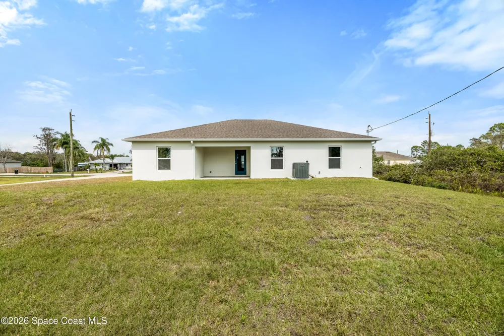 990 Tolson Street SE Palm Bay, FL 32909