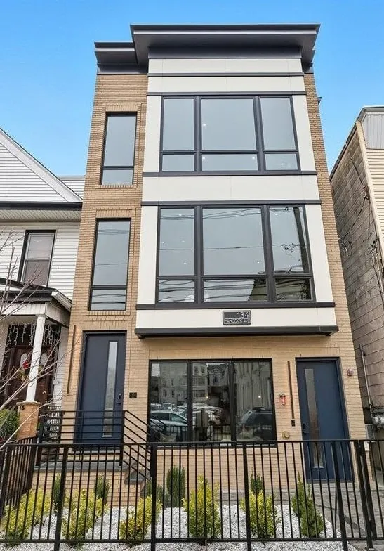 134 HANCOCK AVE Jersey City, NJ 07307