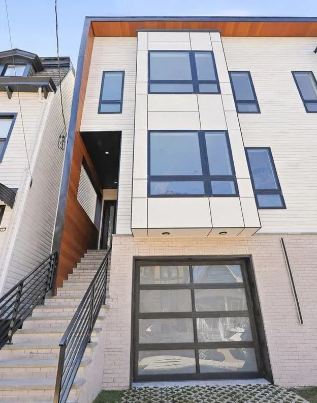 81 LEXINGTON AVE Jersey City, NJ 07304