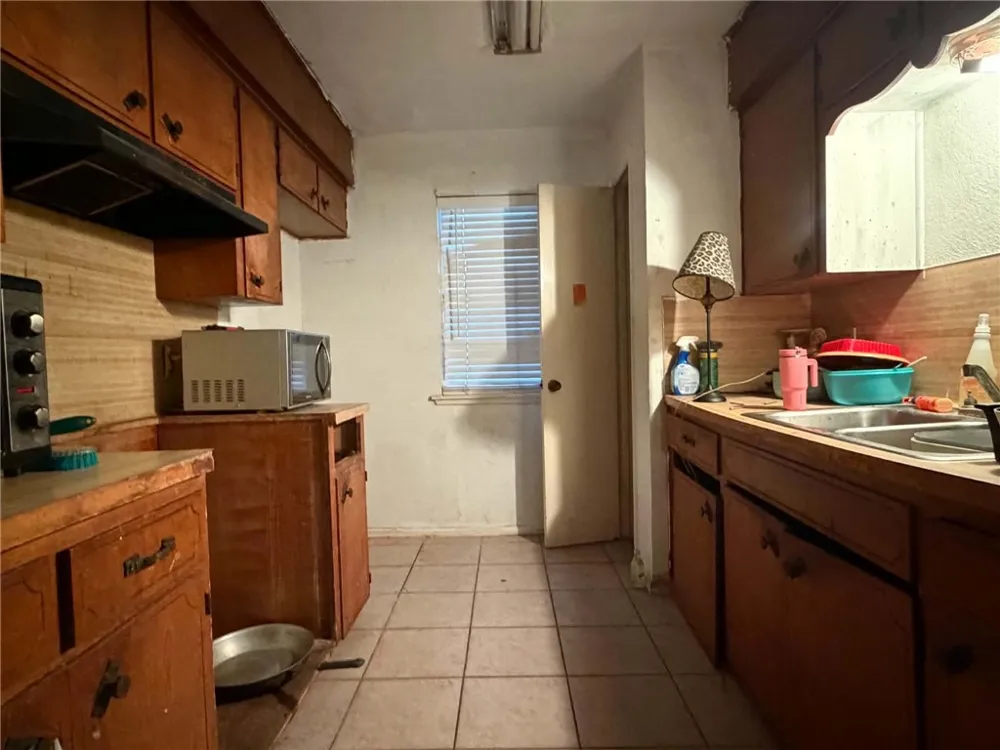 2929 Mary Street Corpus Christi, TX 78405