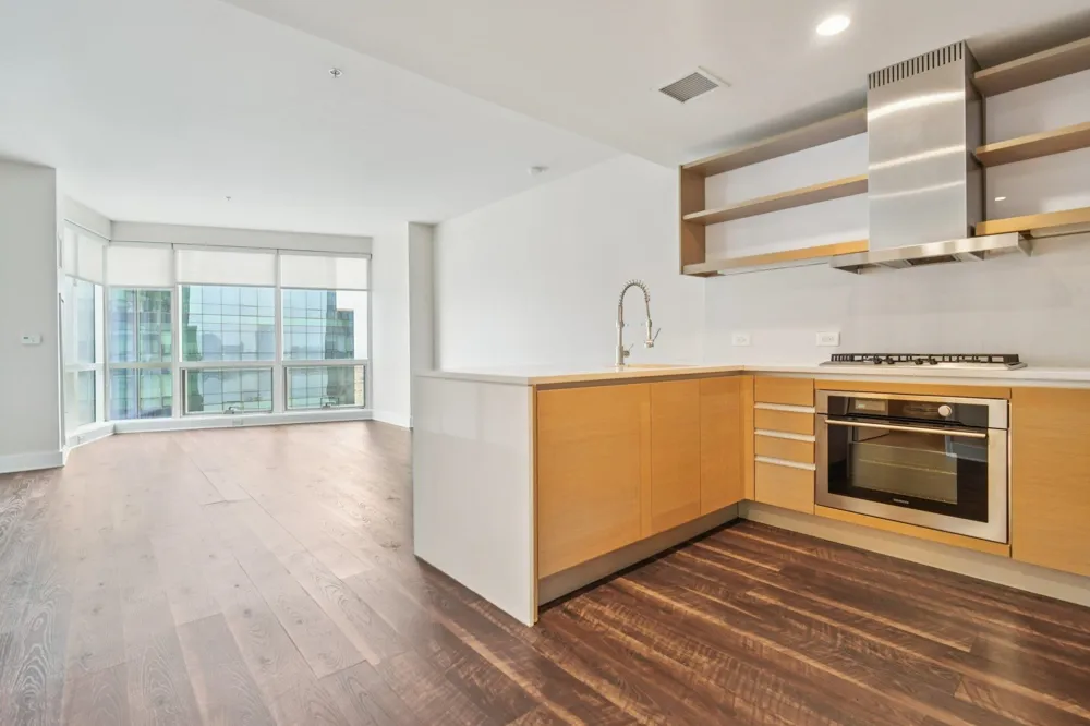 77 HUDSON ST Jersey City, NJ 07302