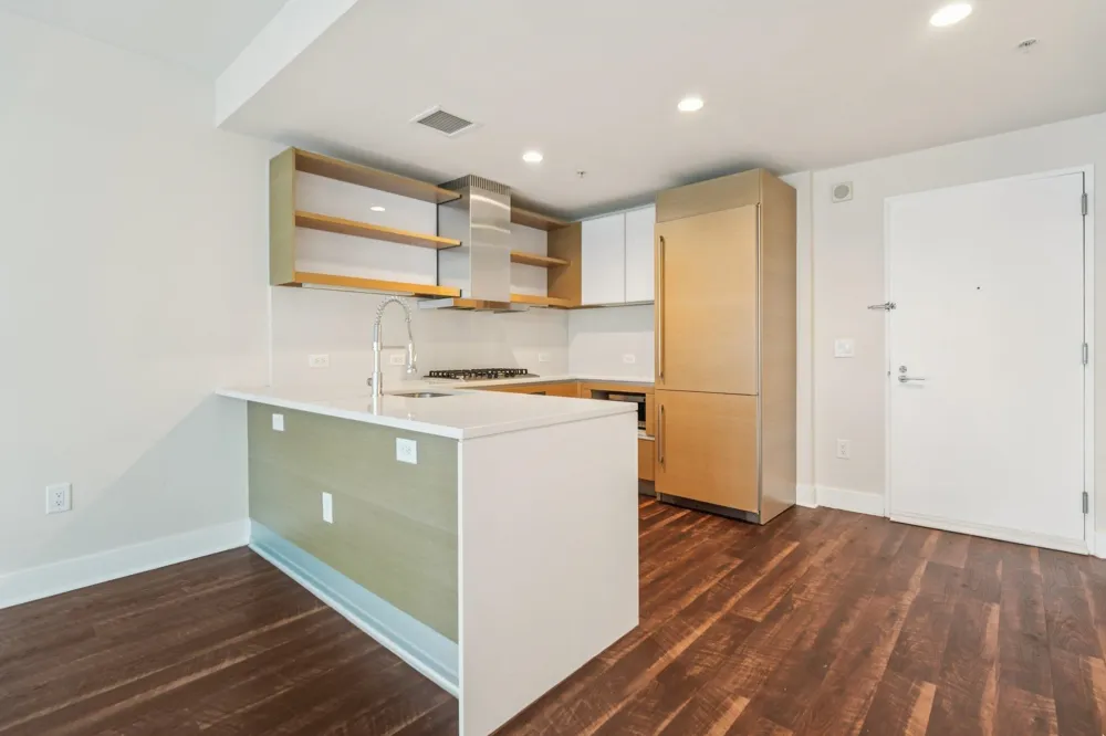 77 HUDSON ST Jersey City, NJ 07302
