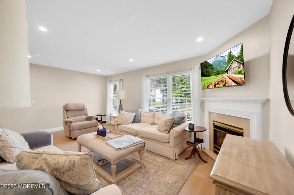 227 Club Drive Wall, NJ 07719
