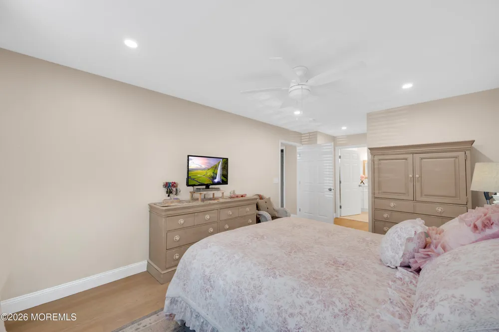 227 Club Drive Wall, NJ 07719