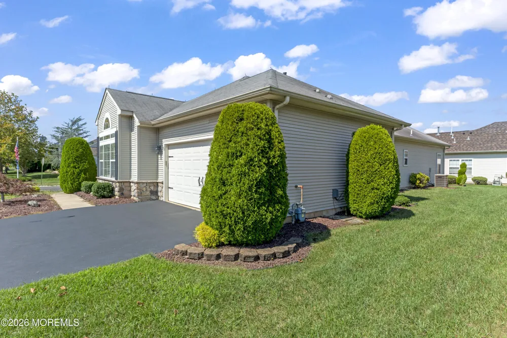 46 Dante Drive Manchester, NJ 08759