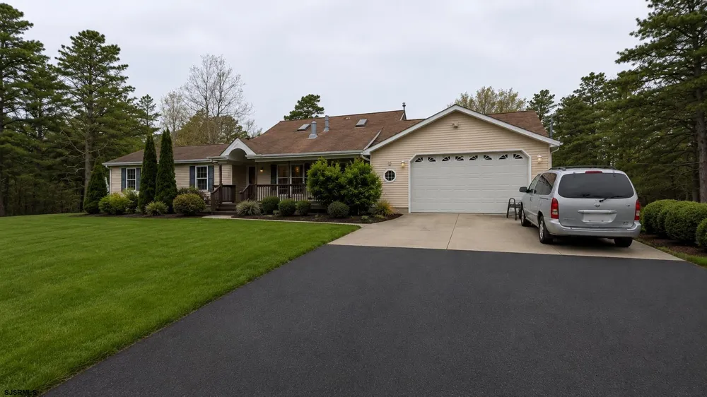2336 5th Ave Hammonton, NJ 08037