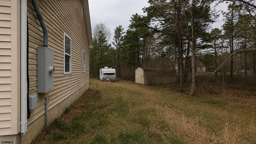 2336 5th Ave Hammonton, NJ 08037