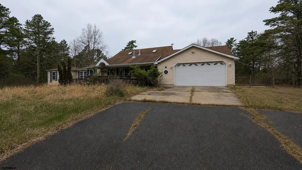 2336 5th Ave Hammonton, NJ 08037
