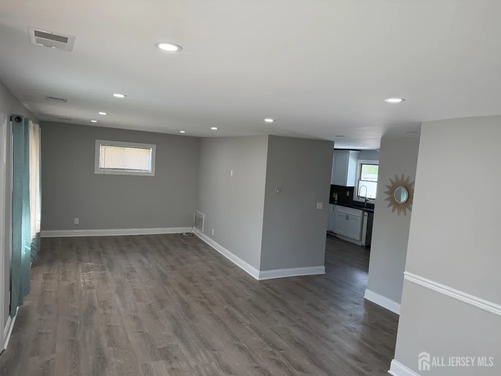215 Johnson Avenue Piscataway, NJ 08854