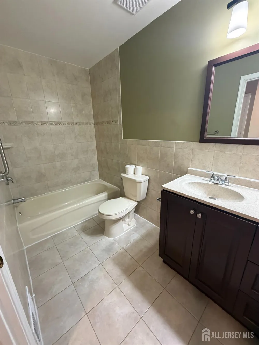 21 Jill Court Franklin Twsp, NJ 08873