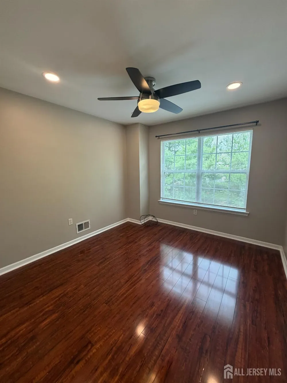21 Jill Court Franklin Twsp, NJ 08873