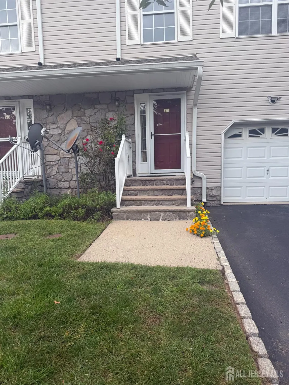 21 Jill Court Franklin Twsp, NJ 08873