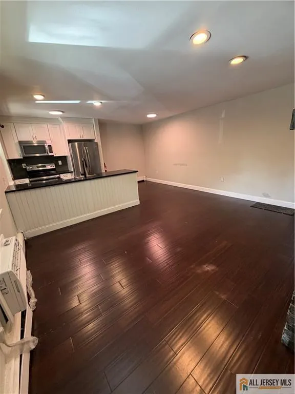 289 Main Street #8K Spotswood, NJ 08884