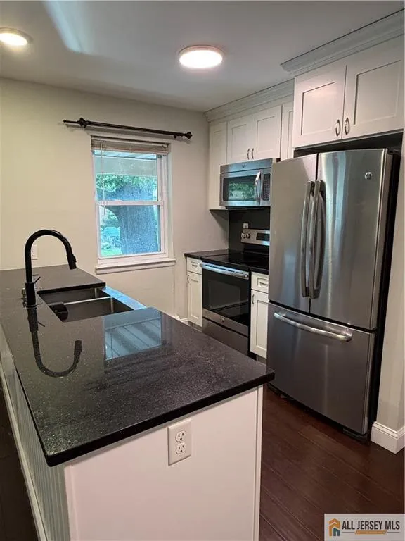 289 Main Street #8K Spotswood, NJ 08884