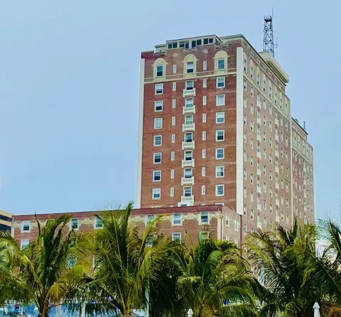 2715 Boardwalk