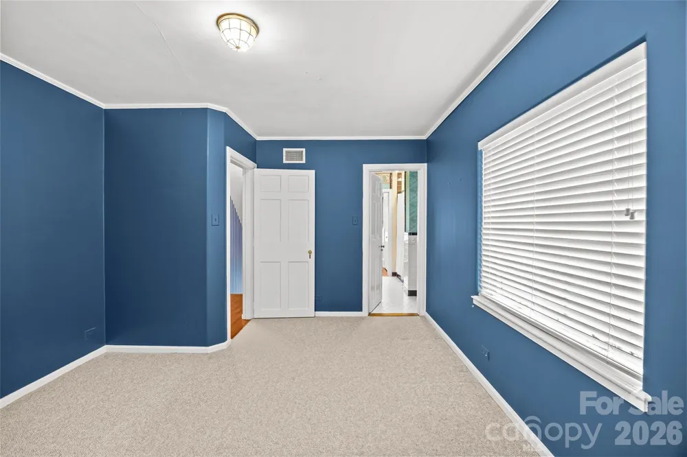 1858 Queens Road W Charlotte, NC 28207
