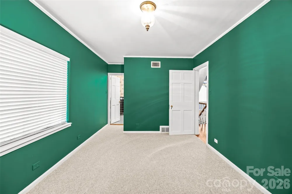 1858 Queens Road W Charlotte, NC 28207