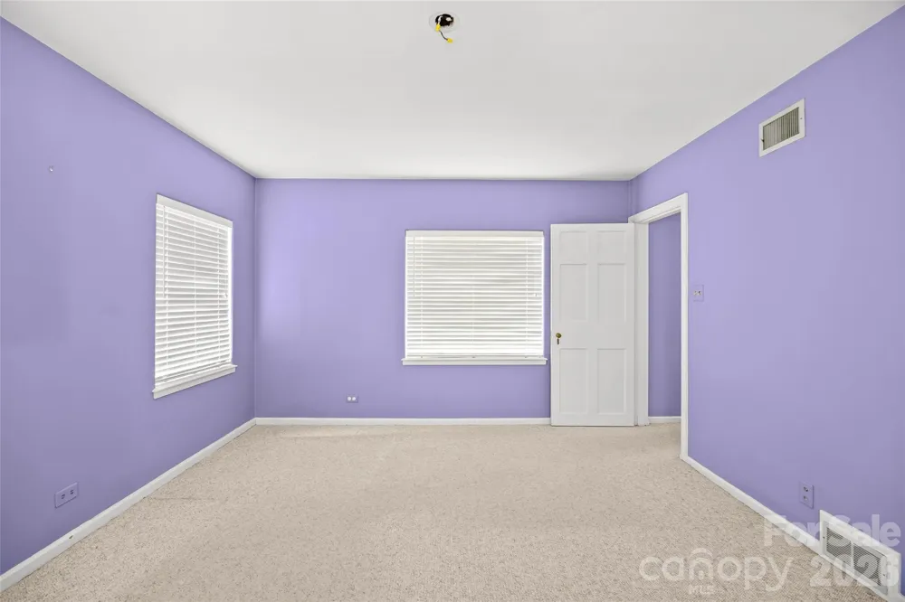 1858 Queens Road W Charlotte, NC 28207