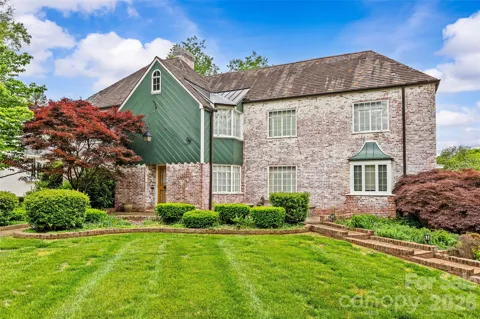 1858 Queens Road W