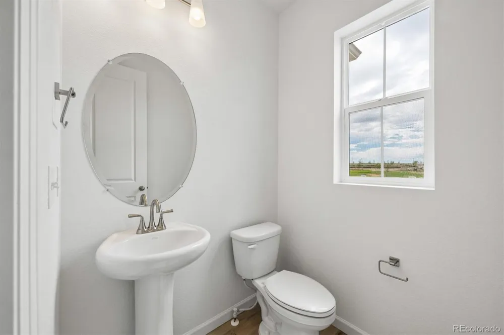 21411 E 67th Avenue Aurora, CO 80019