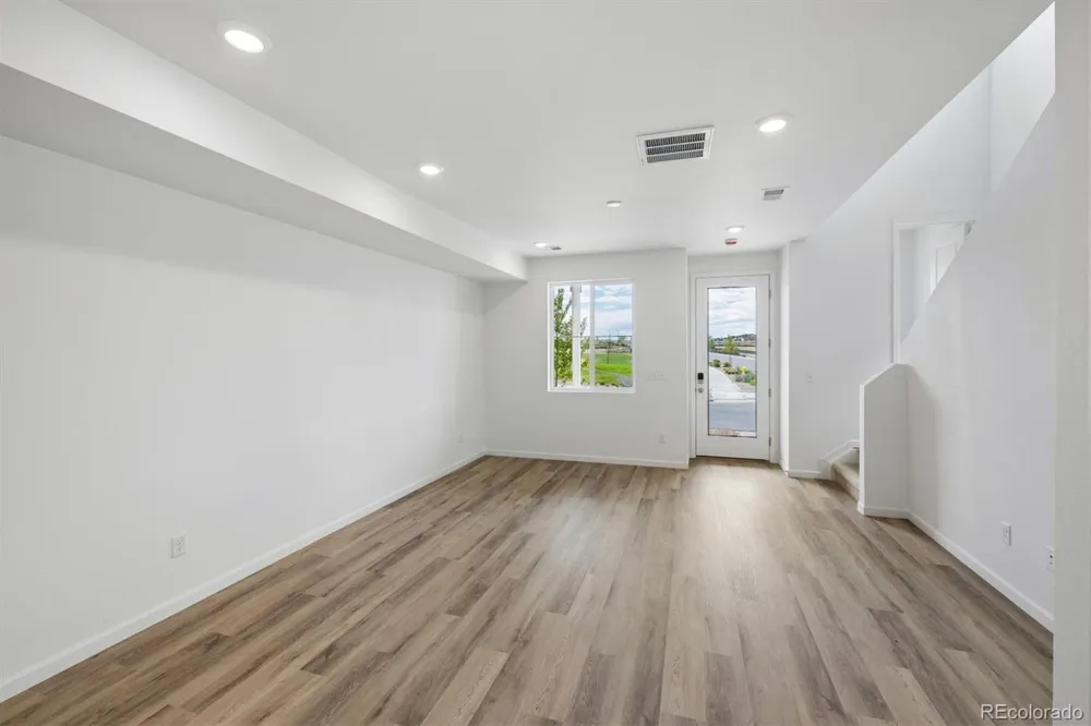 21411 E 67th Avenue Aurora, CO 80019