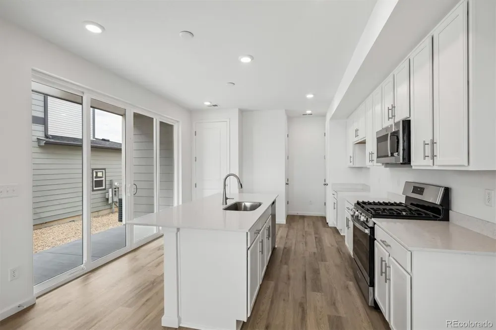 21411 E 67th Avenue Aurora, CO 80019