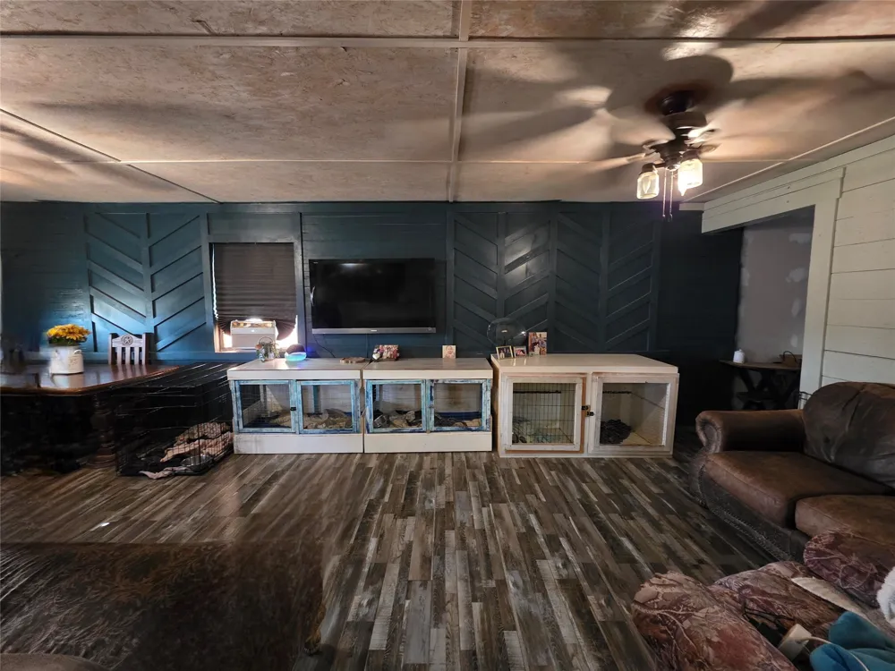 4451 Fm 585 Bangs, TX 76823