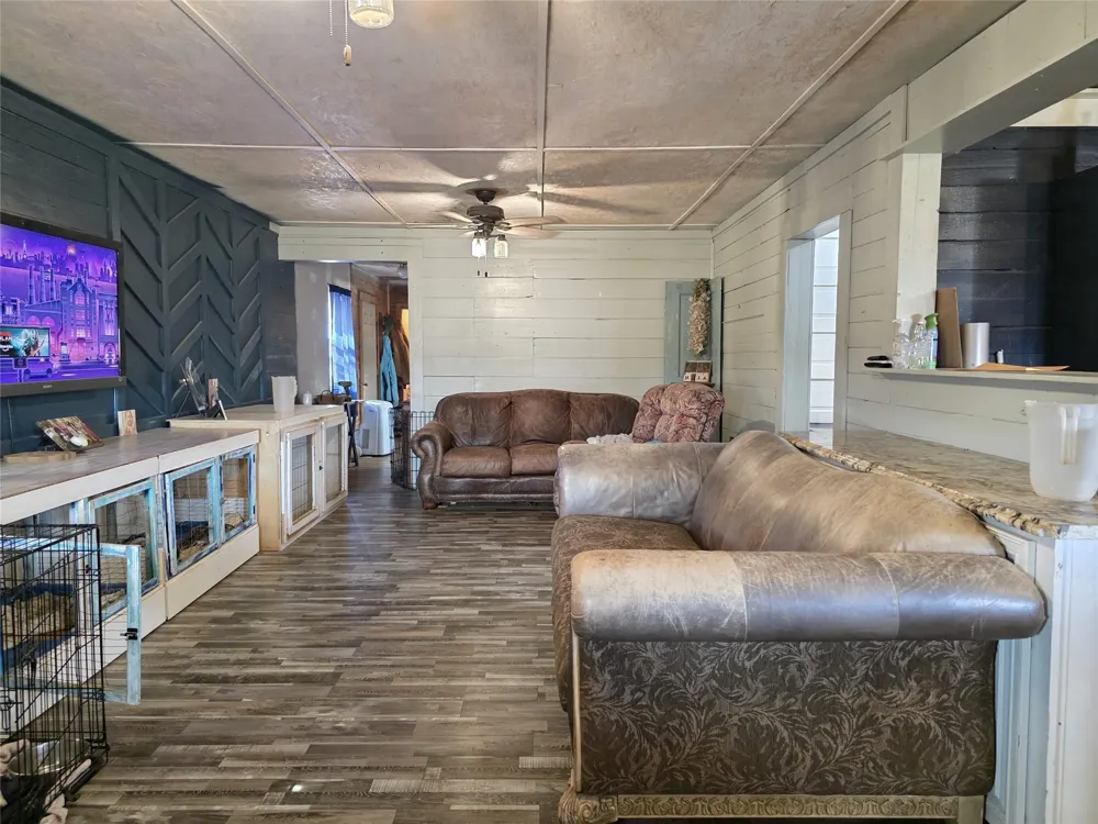 4451 Fm 585 Bangs, TX 76823