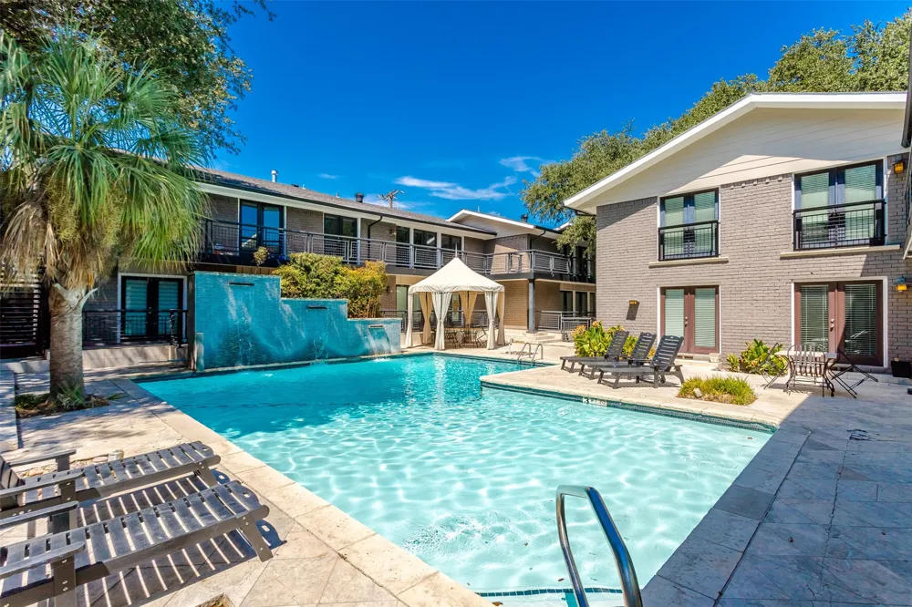 10203 Regal Oaks Drive #101 Dallas, TX 75230