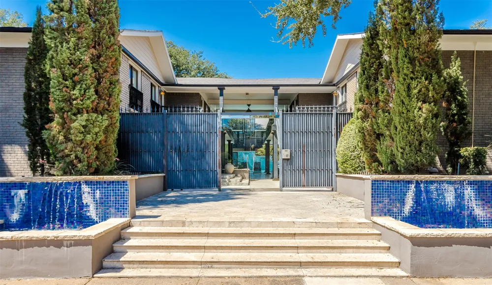 10203 Regal Oaks Drive #101 Dallas, TX 75230