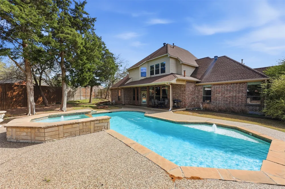 150 Sequoia Court Midlothian, TX 76065
