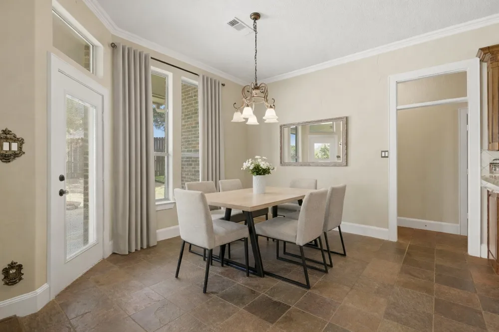150 Sequoia Court Midlothian, TX 76065