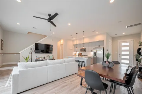 5209 Pinemont Creek Lane
