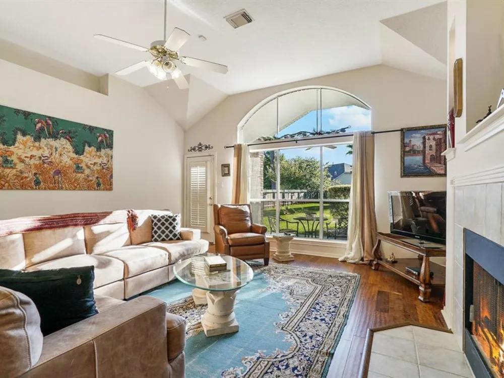 25710 Bearborough Drive Spring, TX 77386