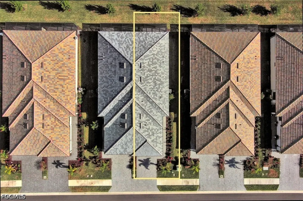 Hunter Oak Drive Fort Myers, FL 33913