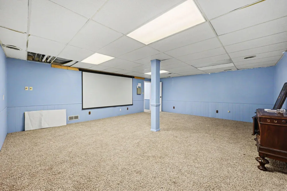 1337 Badgley Road Jackson, MI 49203