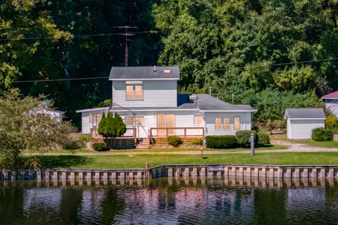 2351 Bristol Lake Road