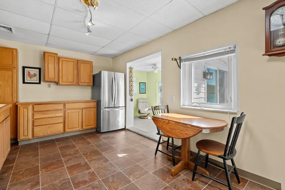 2351 Bristol Lake Road Dowling, MI 49050