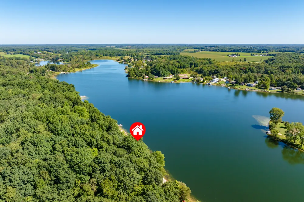 2351 Bristol Lake Road Dowling, MI 49050