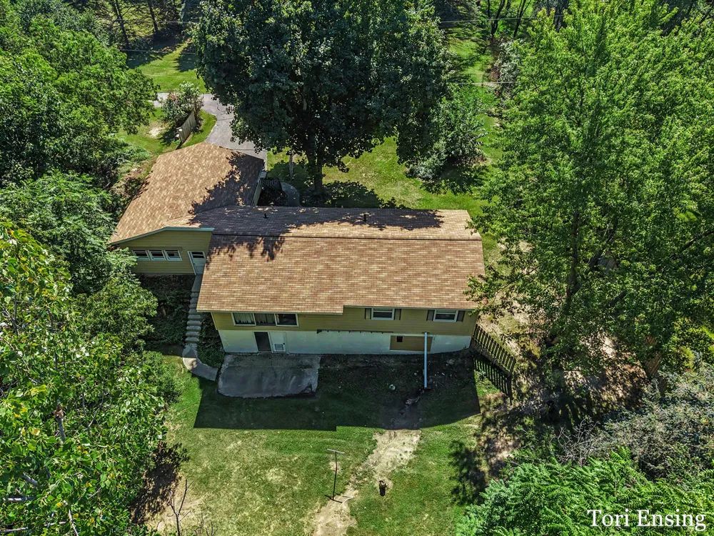 9054 Baker Road Greenville, MI 48838