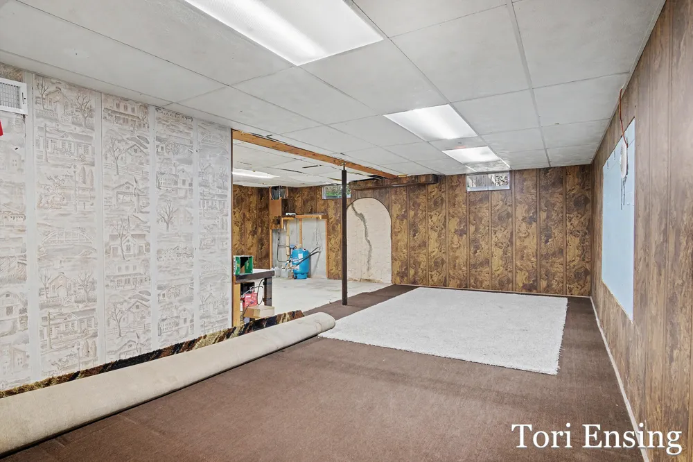 9054 Baker Road Greenville, MI 48838