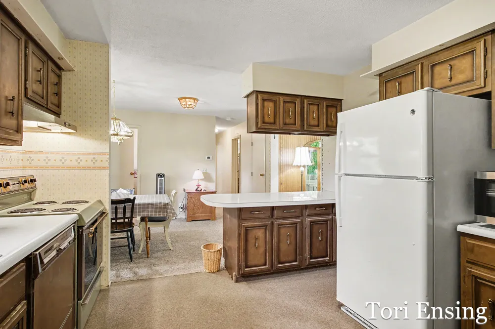 9054 Baker Road Greenville, MI 48838