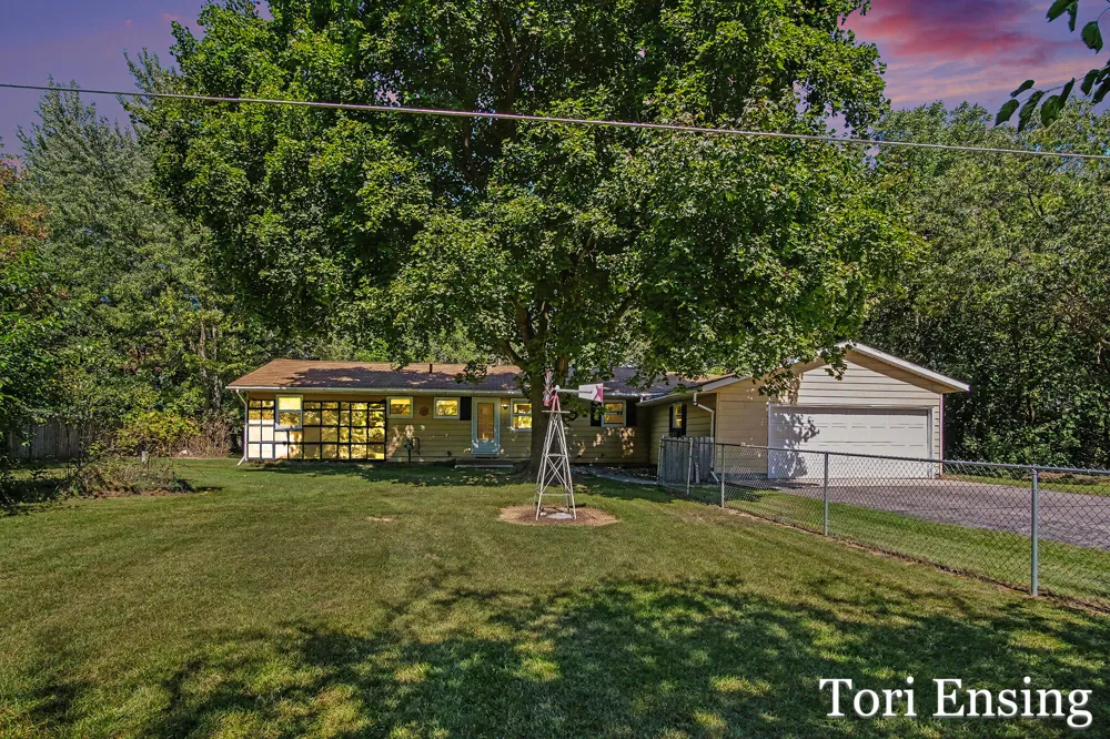 9054 Baker Road Greenville, MI 48838