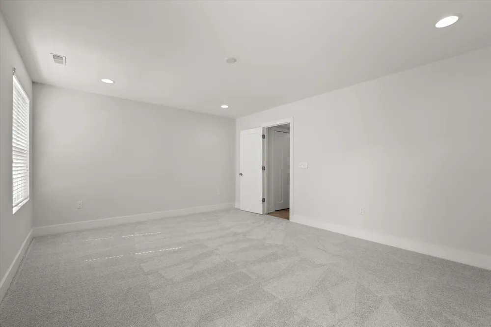 2557 W Towne Street Ann Arbor, MI 48103