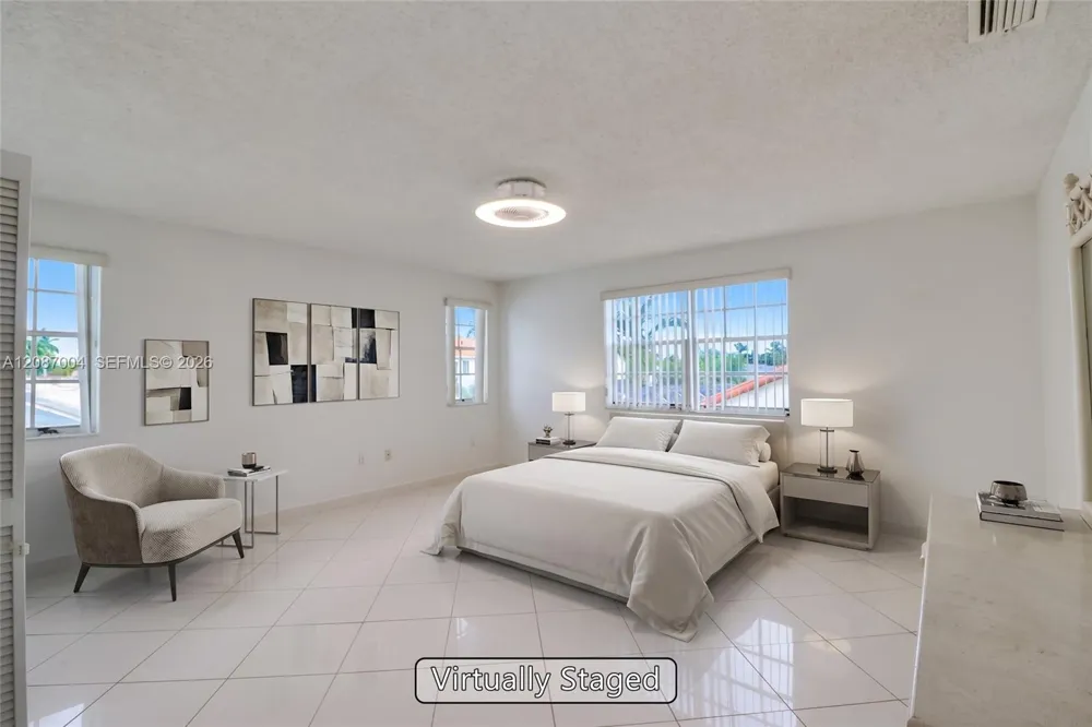 14203 SW 35th St Miami, FL 33175