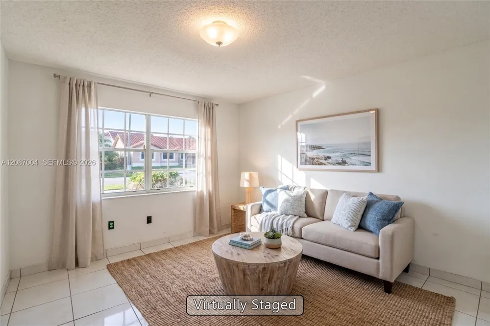 14203 SW 35th St Miami, FL 33175