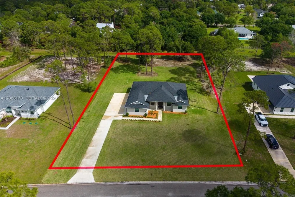 10630 Sugar Pine Dr Fort Pierce, FL 34945