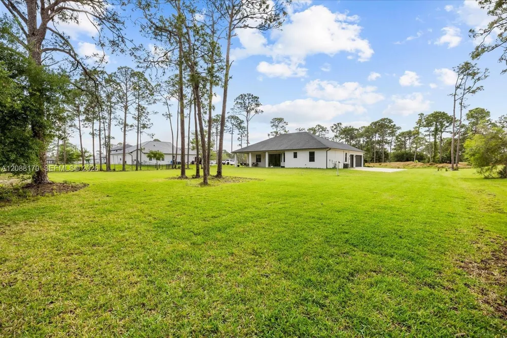 10630 Sugar Pine Dr Fort Pierce, FL 34945